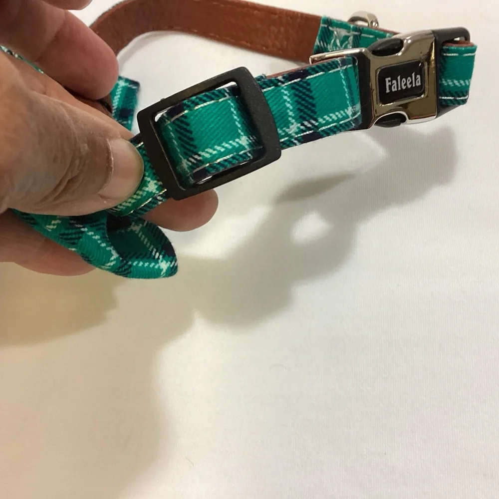 NWOT Green Plaid Dog Collar with Bow Tie for Small Medium Dogs